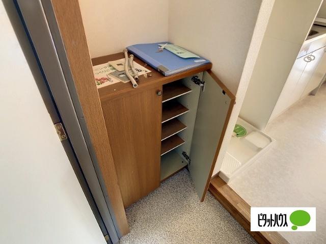 アスパシオ 玄関
