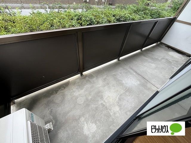 May三本柳 バルコニー