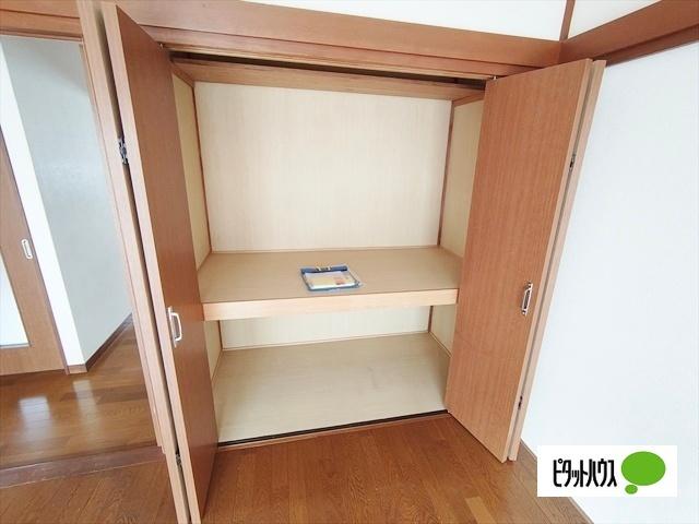 ハイツ堀内　A棟 収納