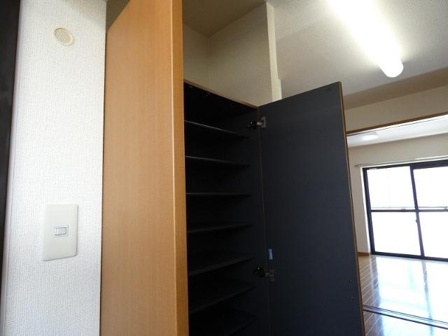 鎌田スカイ 収納