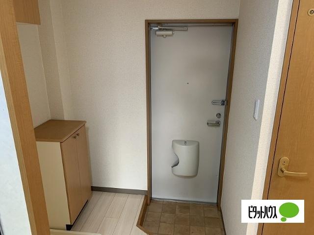 ＣＲＥＡ・小半 玄関