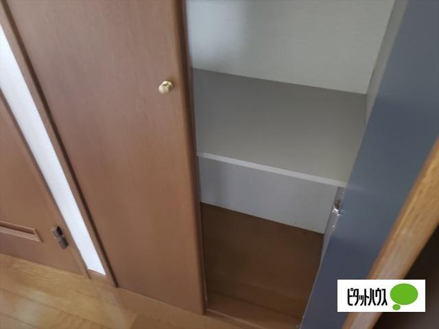 エスト白板 収納