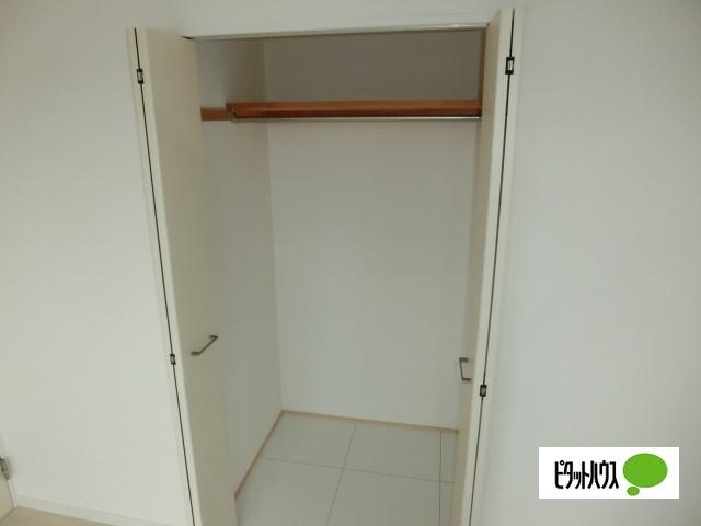 元町1丁目戸建て 収納