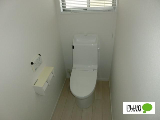 元町1丁目戸建て トイレ