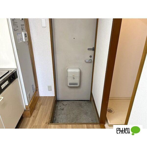 保屋野ハイツ 玄関