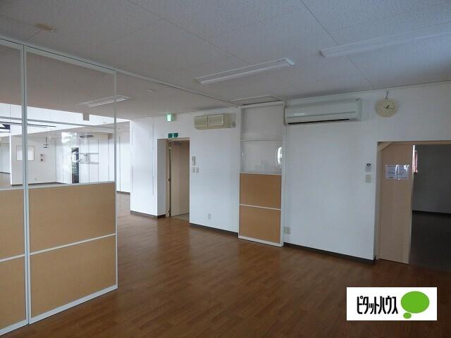 川中島町御厨貸店舗 部屋画像