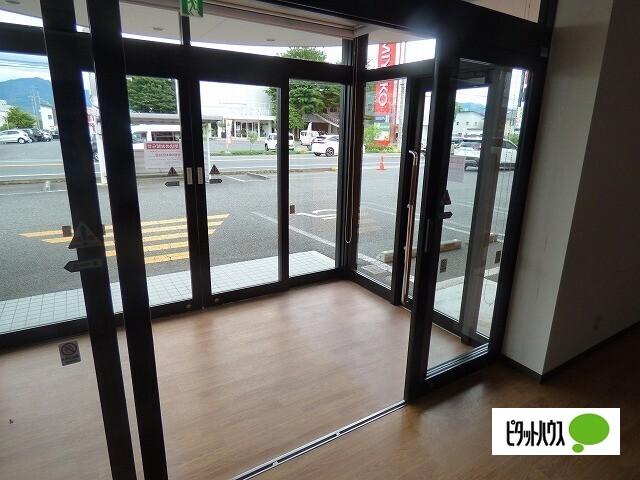 川中島町御厨貸店舗 部屋画像
