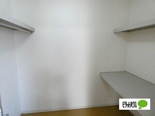 アルファ稲田 収納