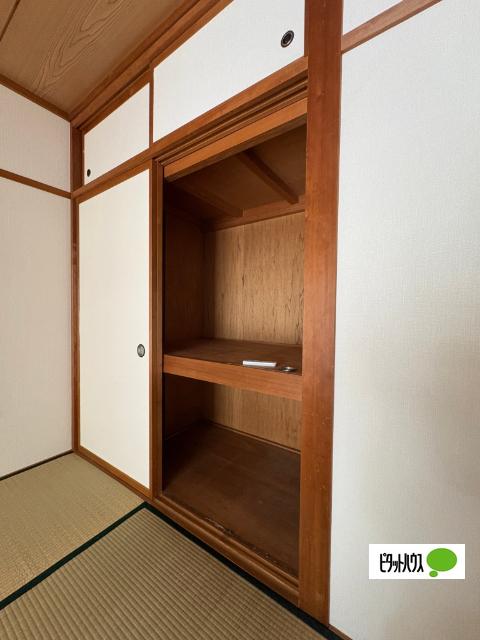 グランドハイツ白銀 収納