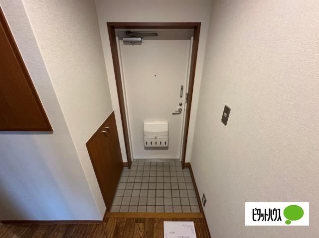 ハイツ新井 玄関