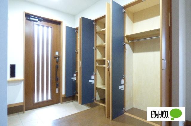 長野市松代町松代一戸建 収納