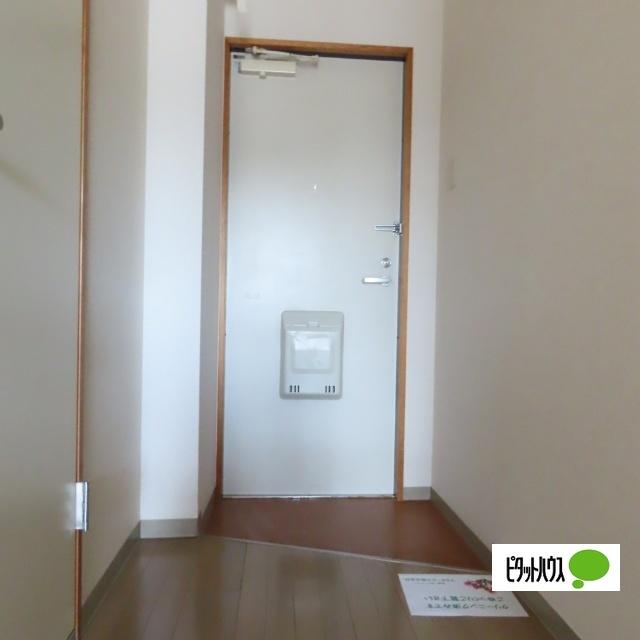 コーポアピア 玄関