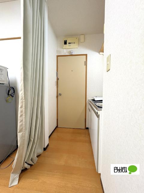 グリーンウエスト 玄関
