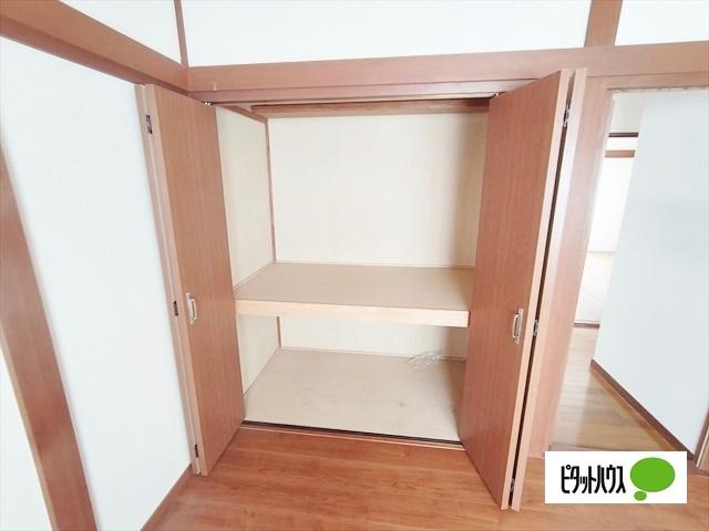 ハイツ堀内　A棟 収納
