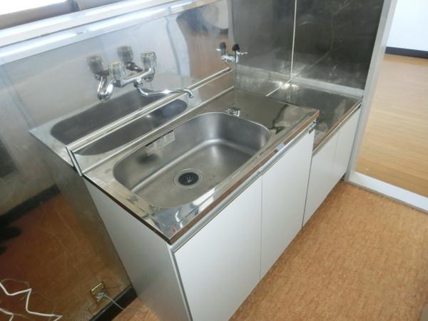 リヴェール入船 キッチン
