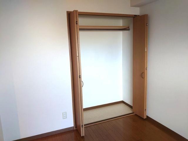 クリヴィーレ増田 収納