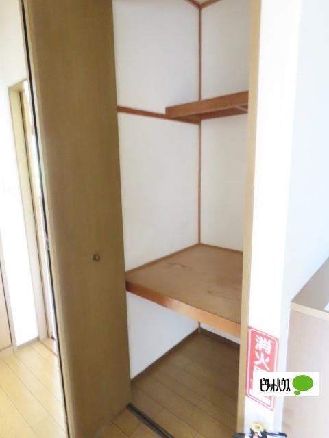 コーモドＳＴ　A棟 収納