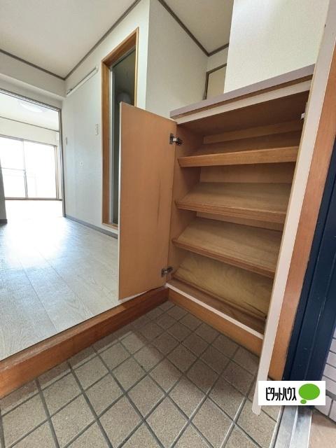 サンプローチ 収納