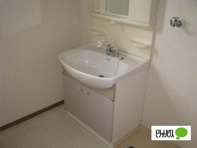 ロイヤルコート西尾張部 部屋画像