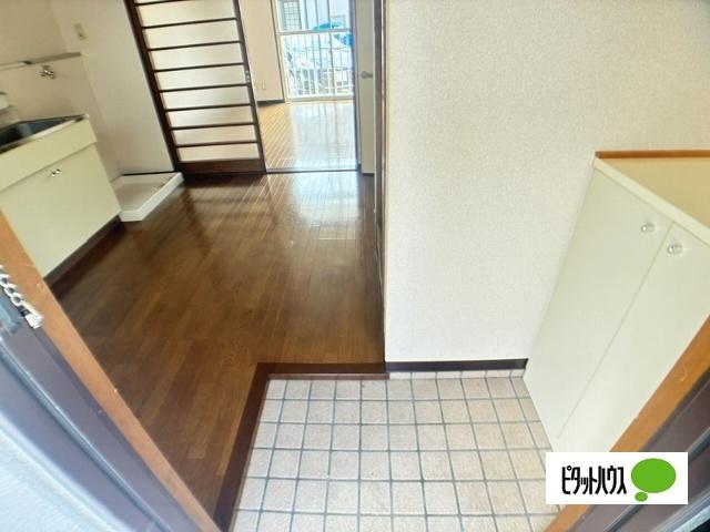 アビタシオンハラ 玄関