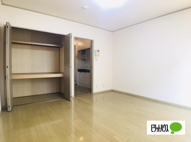 パインブリッジ稲里C棟 部屋画像
