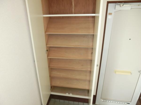 アメニティ二子 収納