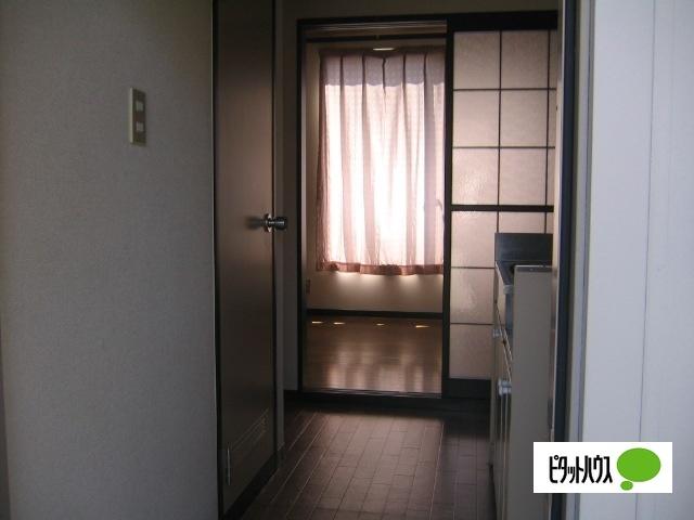 フォーブル東和 玄関
