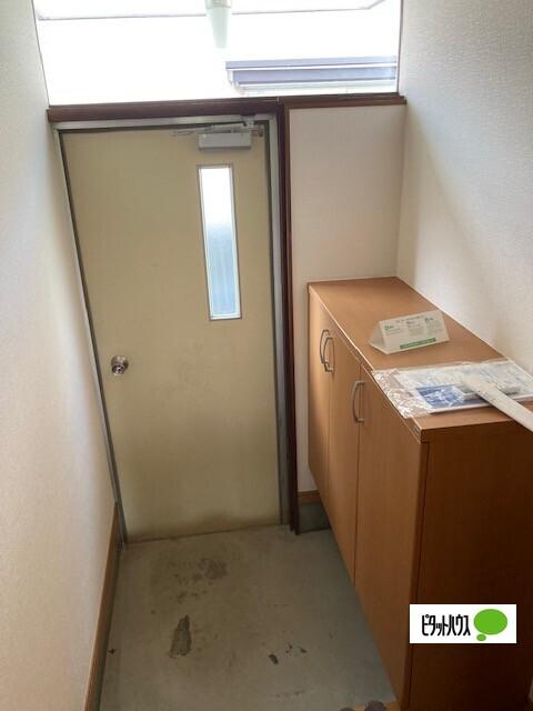 上田市住吉一戸建 玄関