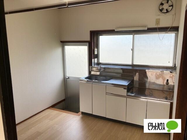 上田市住吉一戸建 キッチン
