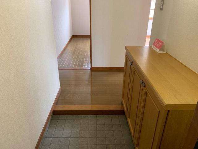 セントラルコーポ城山 玄関