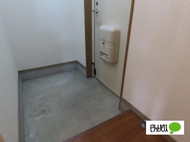 パストラーレ常磐城 玄関
