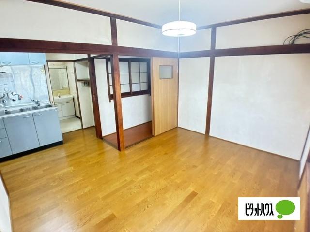 庄内赤澤貸家 リビング