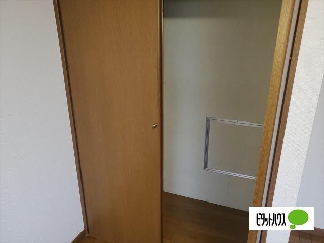 エスト白板 収納
