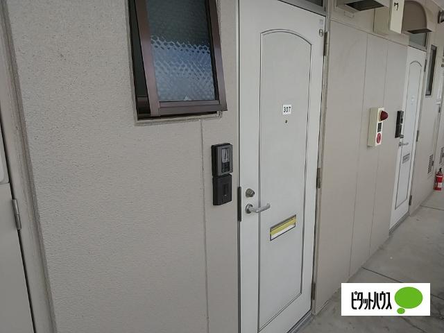 メゾンセシボン東部 エントランス