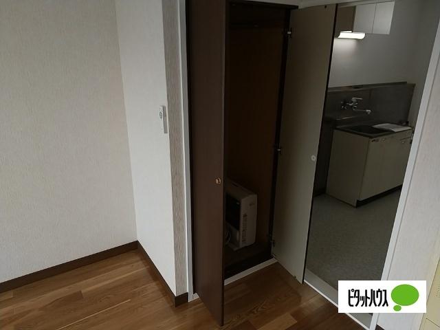 メゾンセシボン東部 収納