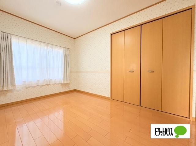 ドウェル稲田 収納
