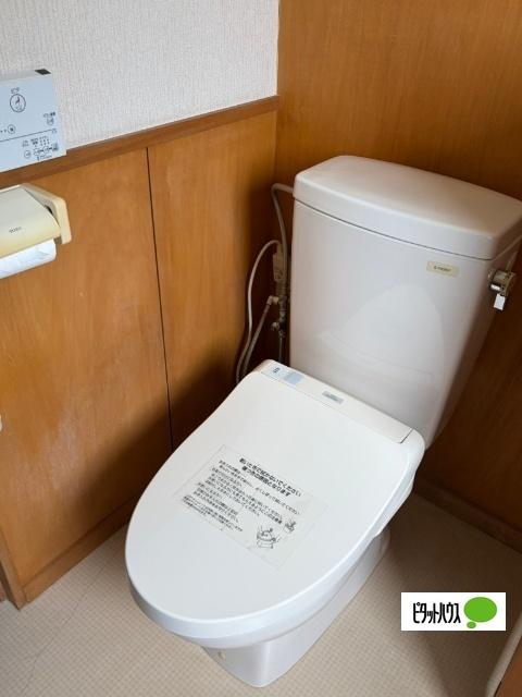 稲里町田牧貸家 トイレ