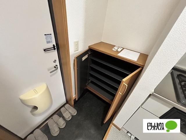 マンションピースフル 玄関