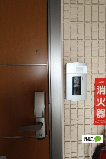 デローザ 玄関