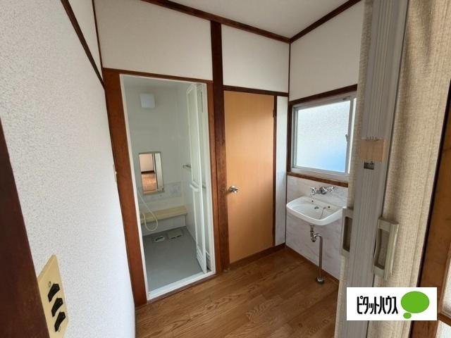 沢村赤羽貸家 洗面