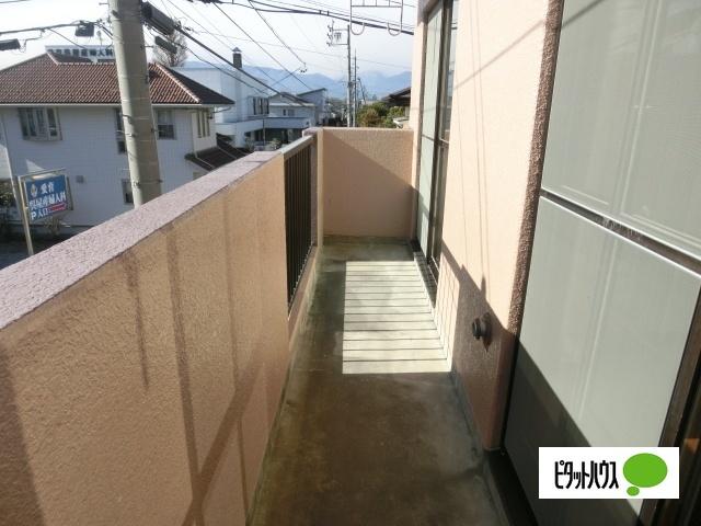 芳川コーポ南棟 バルコニー