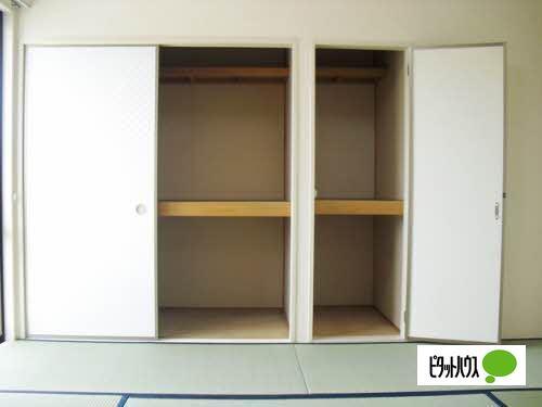 プラフォレメゾン　Ｂ棟 収納