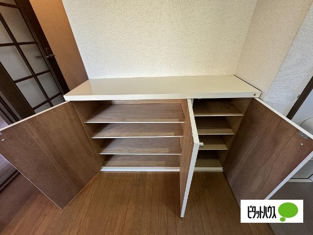 コーポハート 収納