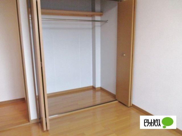 Ｓｅｒｅｎｉｔｙ　Ｂ 収納