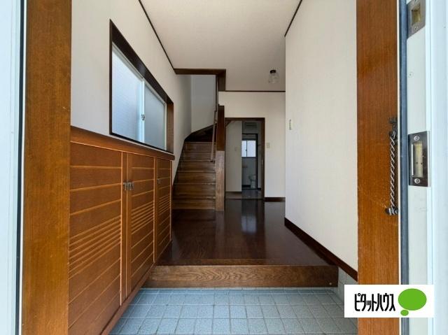 長野市吉田一戸建 玄関