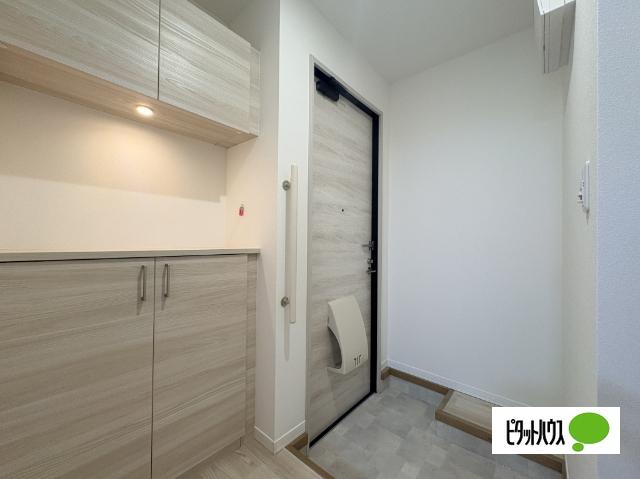 アドヴァンス大屋B 玄関