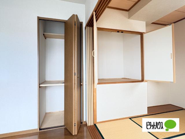 モアグレース16 収納