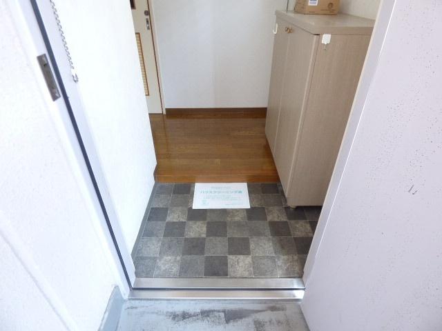 サンディハイツ鶴賀 玄関