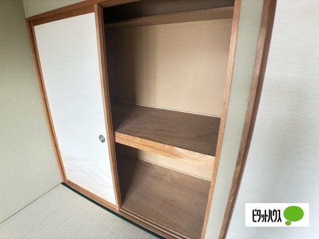 リバティ出川 収納