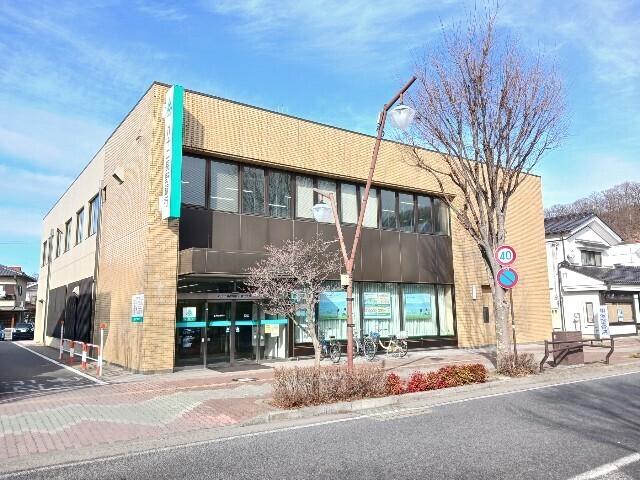 八十二長野銀行屋代支店：950m
